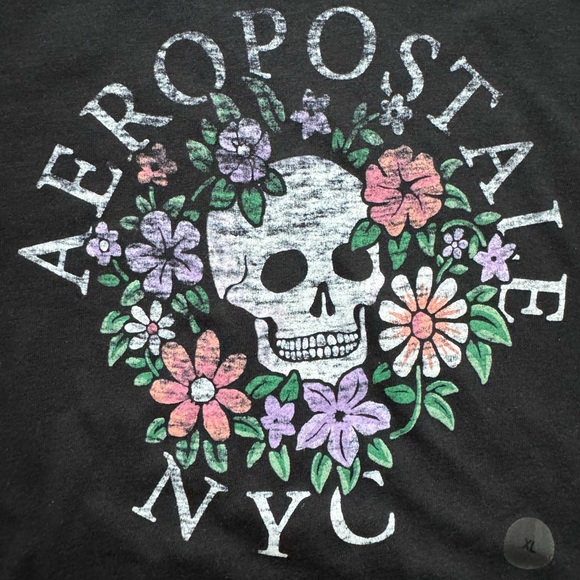 Aeropostale graphic tee women’s size XL - Picture 1 of 5